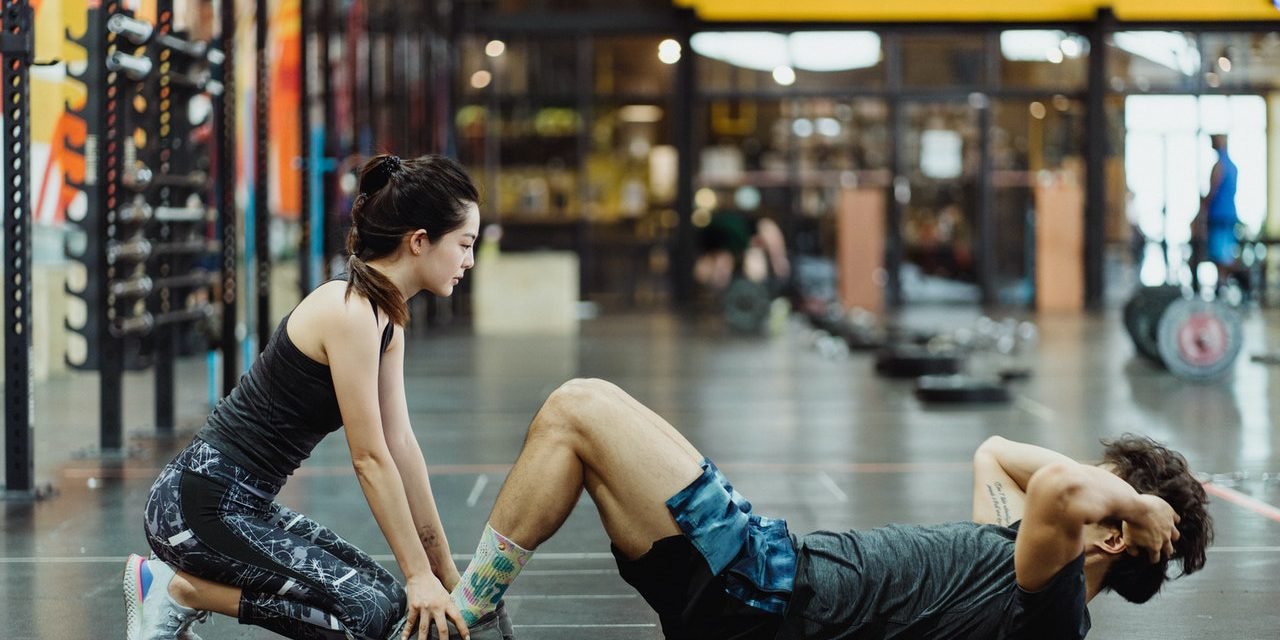 6 Outdoor Exercises for Couples